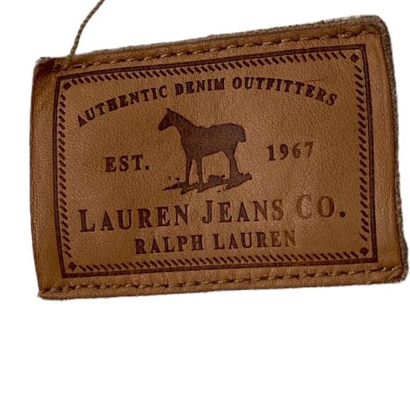 Lauren Jeans Co. Ralph Lauren White Jean Shorts in Size 8 - Picture 9 of 9